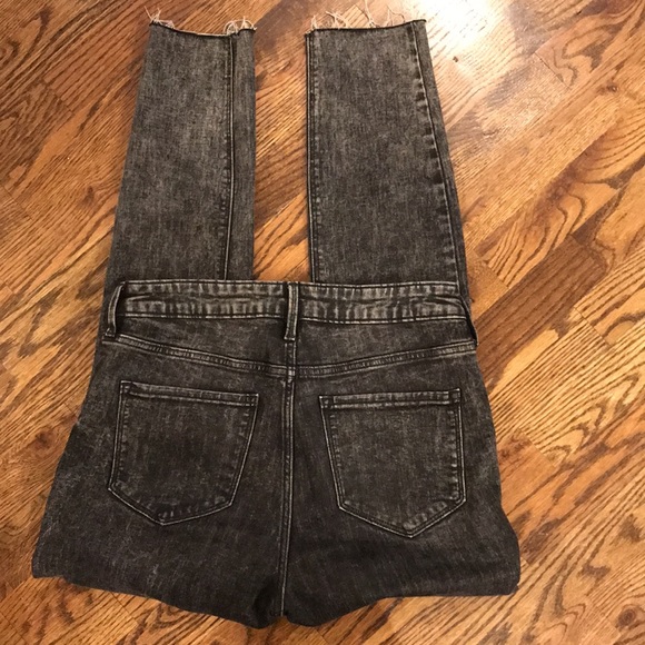 Old Navy Rockstar Button Up Super Skinny High Rise Raw Hem Jeans - Picture 4 of 11